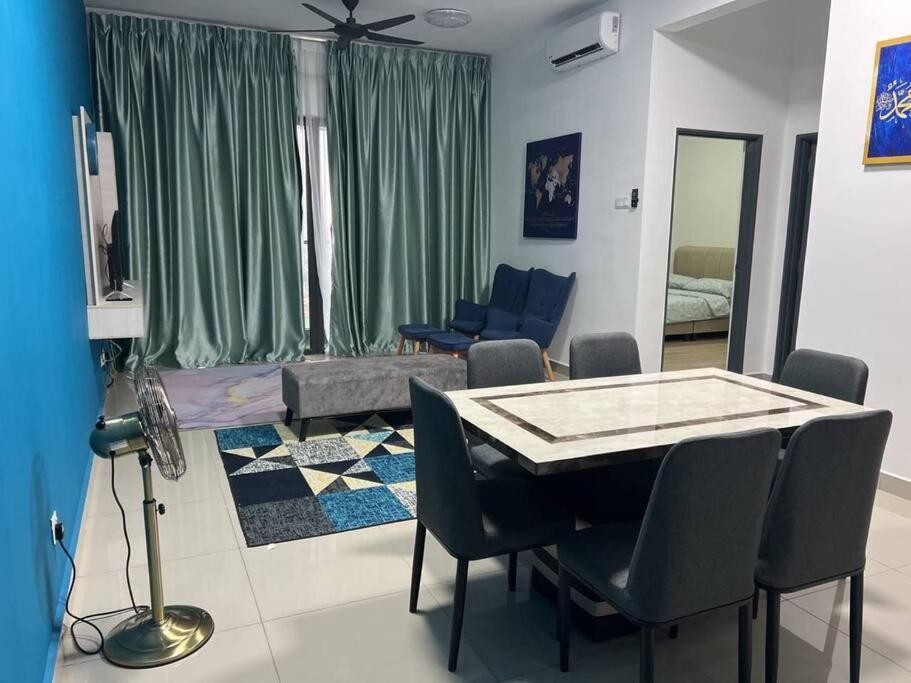 Mt Stay @ Aera Residence Petaling Jaya Exteriör bild